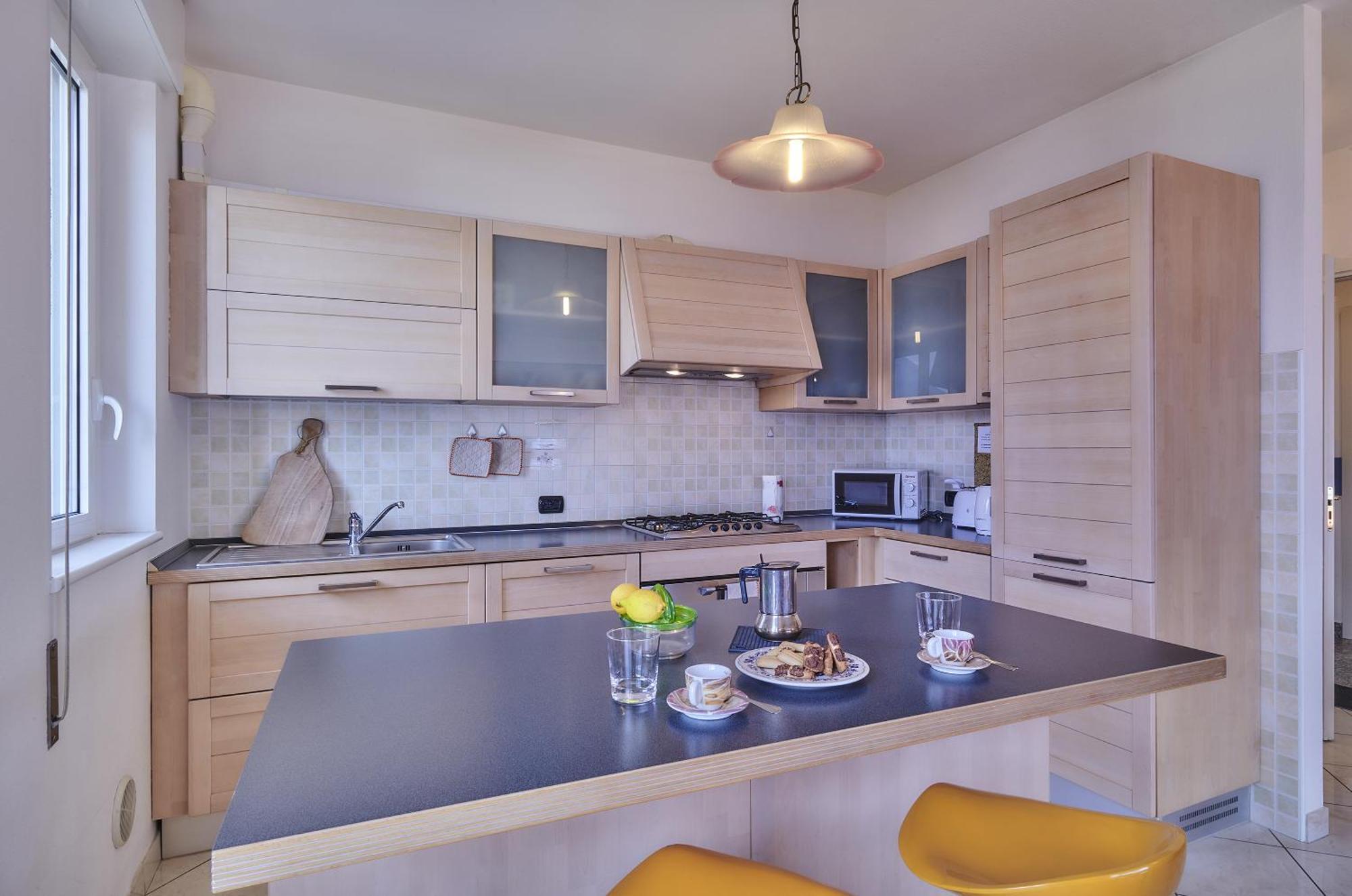 Balcony Lake View Apartment Lierna Buitenkant foto