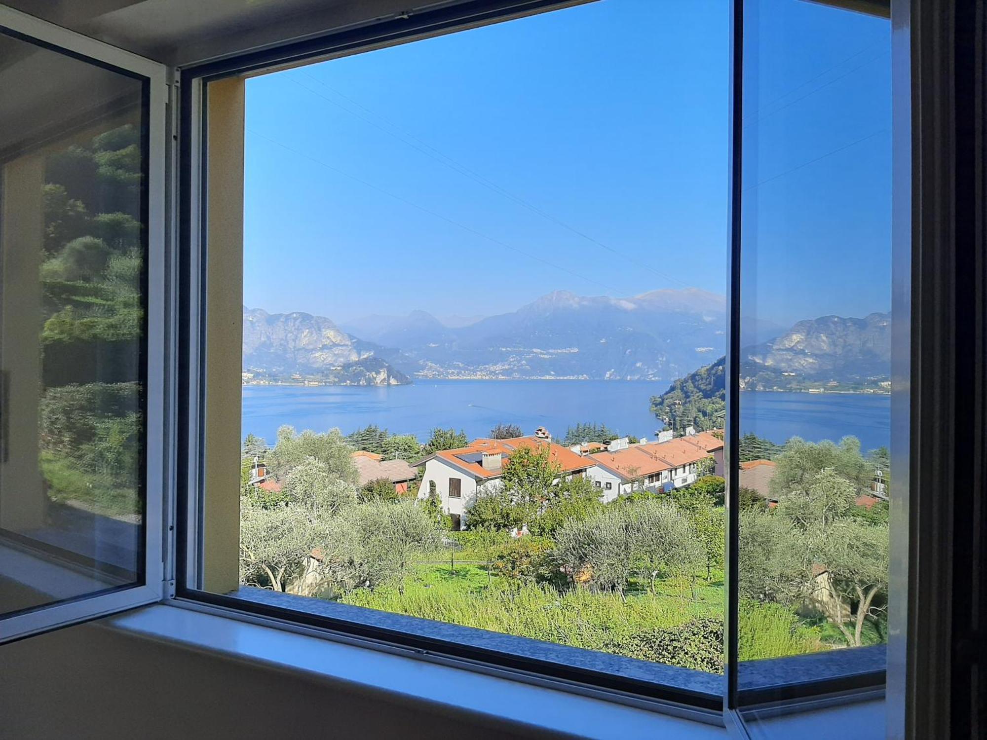 Balcony Lake View Apartment Lierna Buitenkant foto