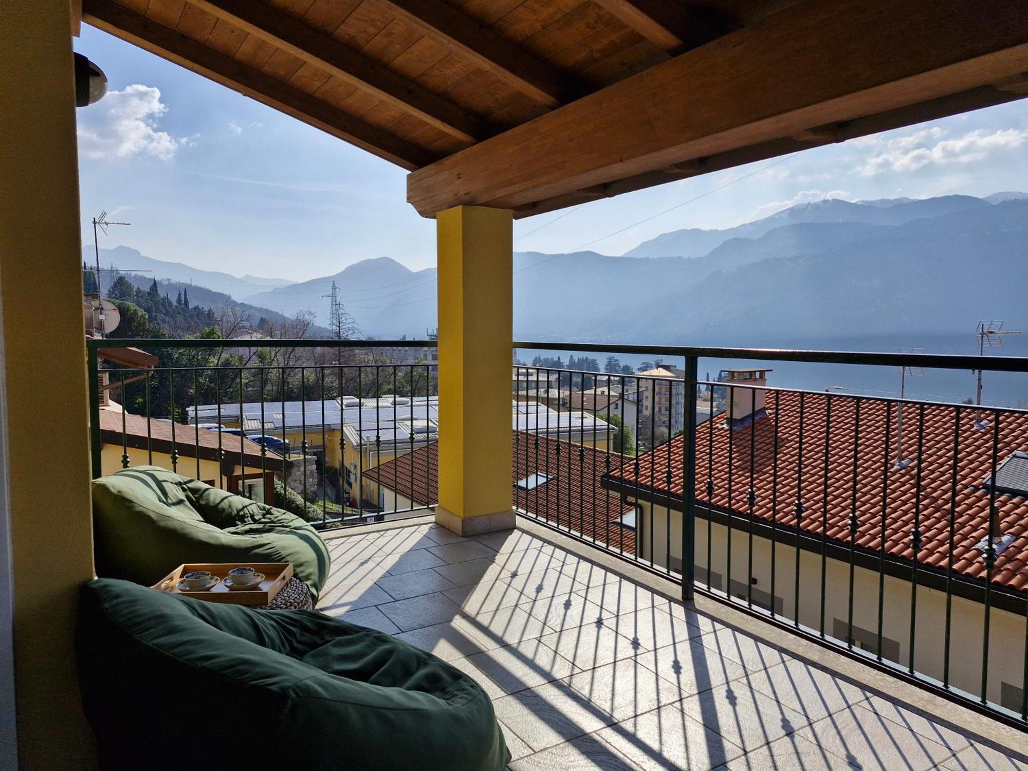 Balcony Lake View Apartment Lierna Buitenkant foto